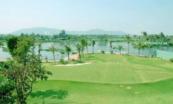 Sân golf Chí Linh Vũng Tàu tọa lạc tại khu vực B12 trung tâm đô thị Chí Linh, đường 3/2 Nguyễn An Ninh