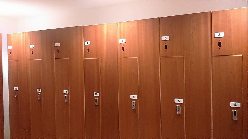 Khu vực phòng giữ đồ dành cho golfer