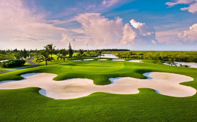 BRG Ruby Tree Golf Resort có hệ thống phát bóng tại 4 tee ấn tượng