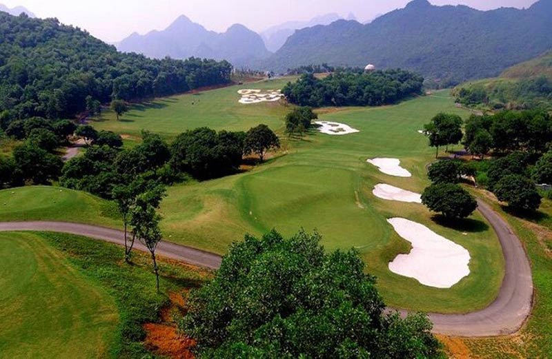 Tiến độ xây dựng sân đánh golf đang diễn ra theo đúng kế hoạch