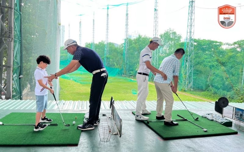 Theo học tại GolfGroup Academy, golfer có thể lựa chọn thời gian học phù hợp