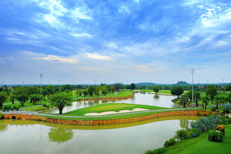 Sân Long Thành, Đồng Nai thu hút đông đảo golfer đến học đánh golf