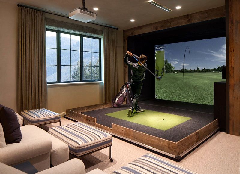 Golfer có thể tập luyện thêm tại các phòng golf 3D