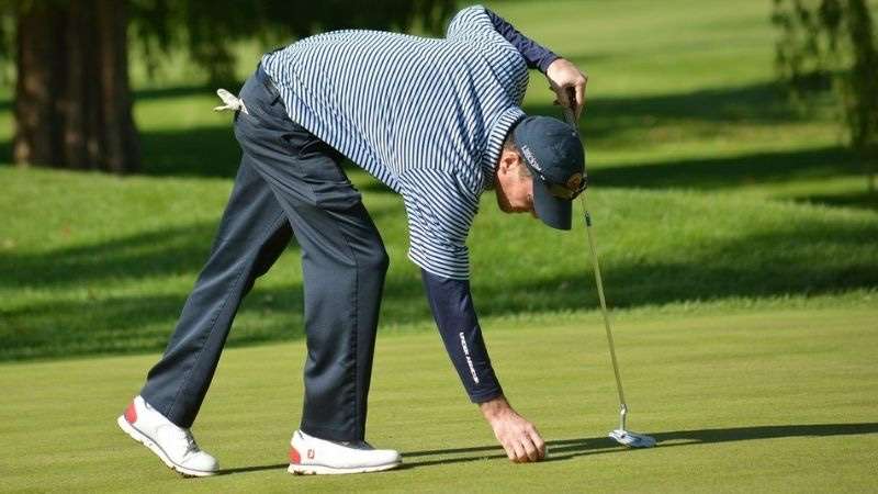 Golfer cần thực hành thường xuyên để tìm ra cách đặt line trong golf phù hợp nhất