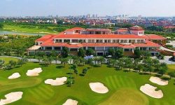 Sân golf Long Biên toạ lạc ngay trong nội thành Hà Nội