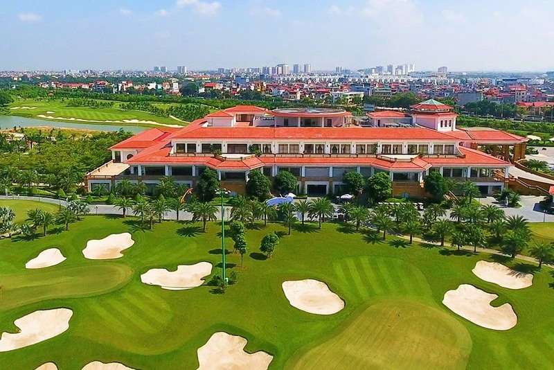 Sân golf Long Biên toạ lạc ngay trong nội thành Hà Nội 