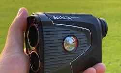 Bushnell Pro XE được đánh giá là sản phẩm mang đến thông tin chính xác nhất hiện nay