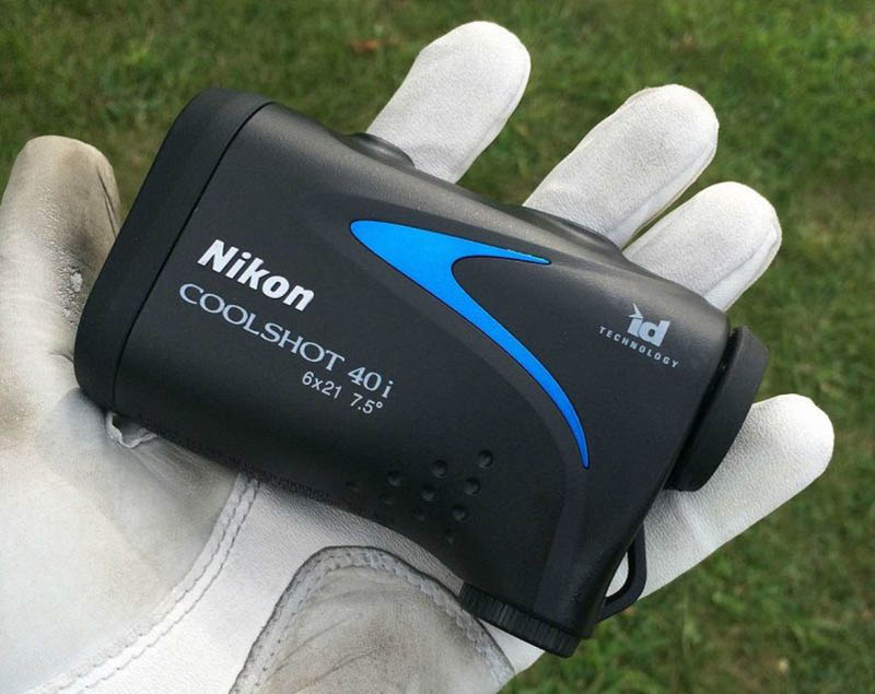 Máy đo khoảng cách chơi golf Nikon là sản phẩm được đông đảo golfer tin tưởng sử dụng 