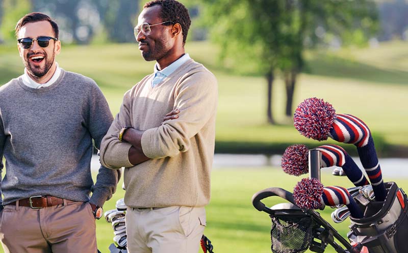 Trên thị trường, cover gậy golf có nhiều mẫu mã và thương hiệu đa dạng để người chơi lựa chọn