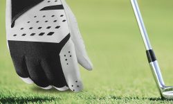 Găng tay golf Nike là phụ kiện không thể thiếu của golfer khi ra sân