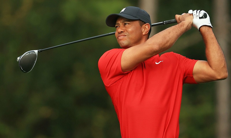 Tiger Woods nổi tiếng với cú chip hoàn hảo nhất tại giải Master 2005