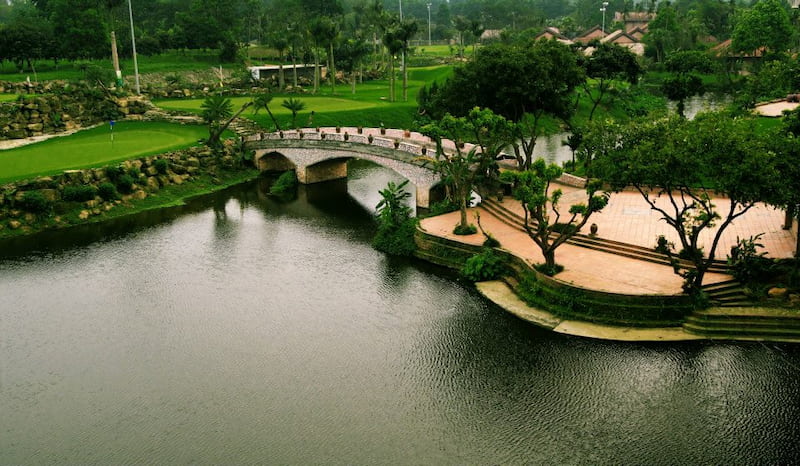 Sân golf Asean Resort có mức giá hợp lý