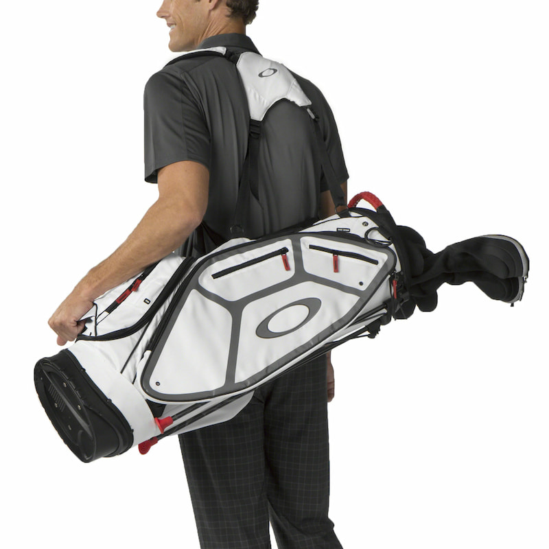 Túi golf Carry Bag được nhiều golfer lựa chọn sử dụng
