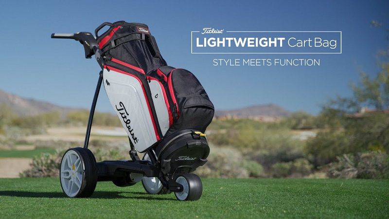 Túi golf Titleist sở hữu mẫu mã sang trọng – lịch sự, được người dùng trên khắp thế giới yêu thích