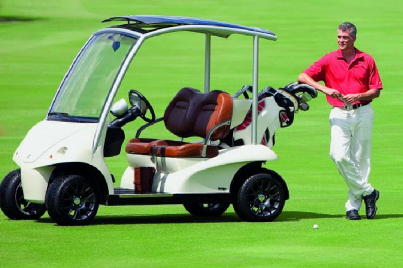 Golfer có thể dễ dàng sử dụng và vận hành loại xe này