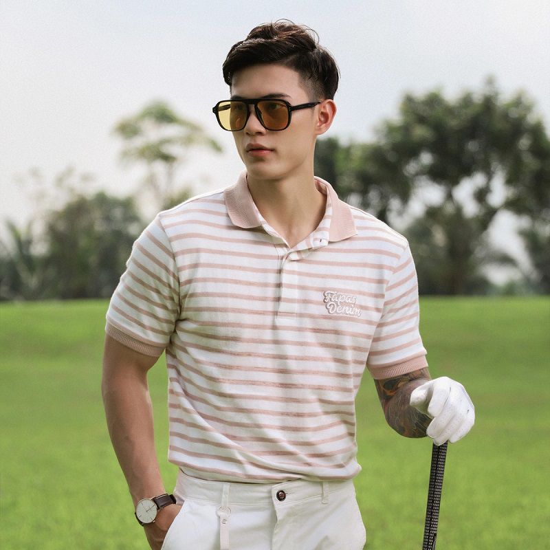 Một mẫu áo polo golf kiểu Regular Fit