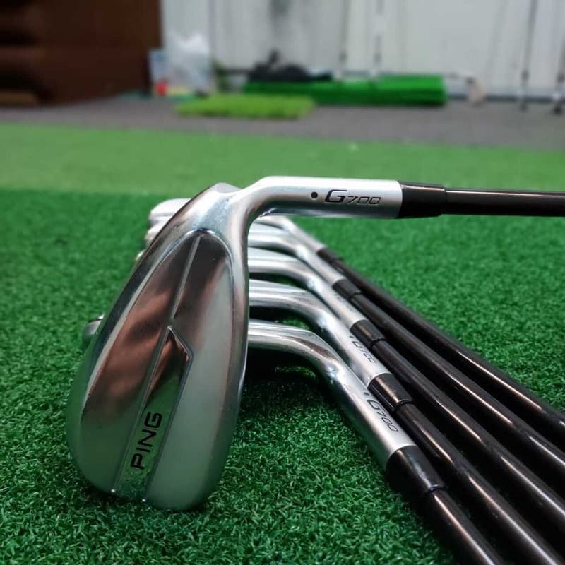 Sử dụng bộ gậy golf Ping G700 giúp golfer gia tăng khoảng cách và tốc độ đánh bóng đáng kể