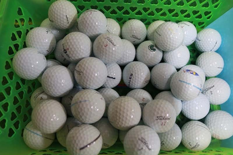 Golfer có nên sử dụng bóng golf cũ không?
