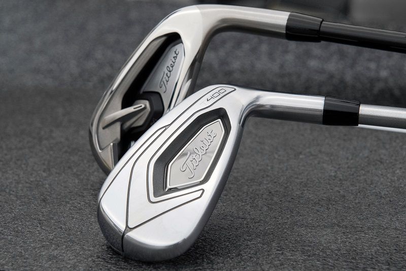 Titleist T400 có thiết kế giúp golfer dễ đánh trúng bóng hơn