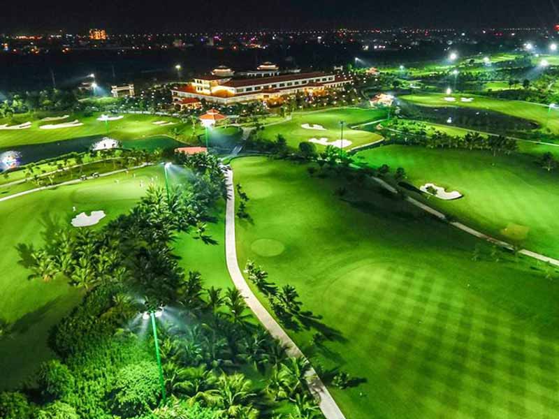 Sân golf Long Biên có thiết kế độc đáo, ấn tượng với độ khó khác nhau