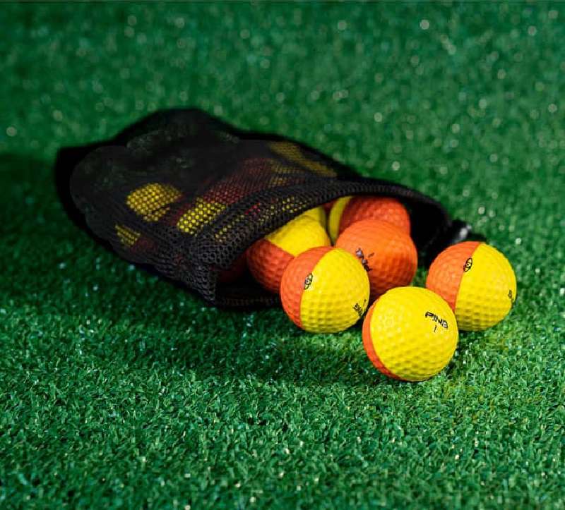 Bóng Ping được cất trong túi gọn gàng, tuy nhiên, golfer nên kiểm tra chi tiết trước mỗi lần sử dụng