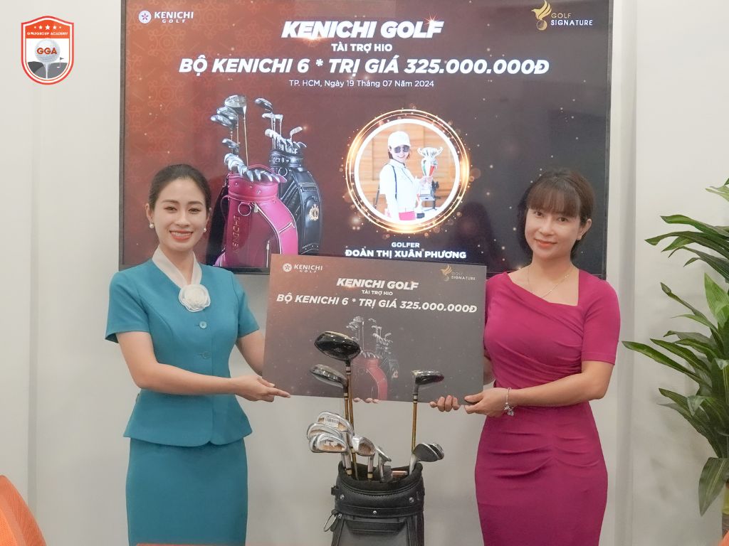 Thành tựu đáng chú ý của chị Phương là 2 cú HIO và 2 Eagle chỉ trong vòng 2 năm chơi golf