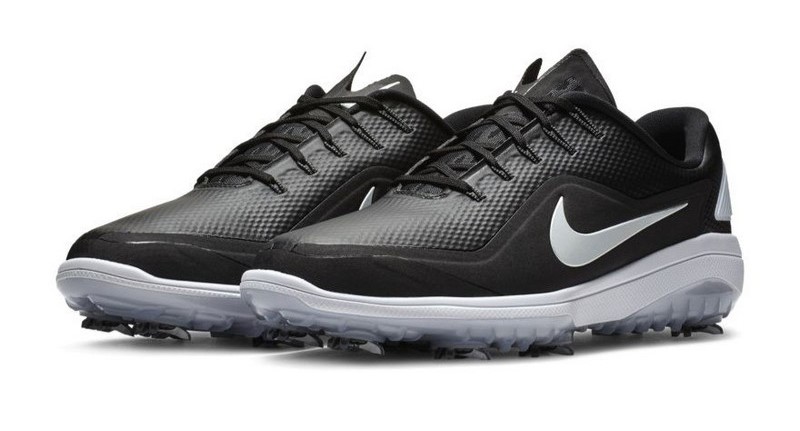 Giày đánh golf Nike React Vapor 2 sở hữu thiết kế basic đậm chất thể thao năng động