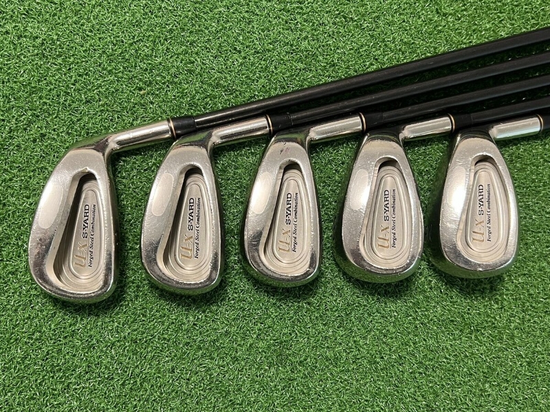 Gậy sắt S Yard U-X Forged được thiết kế trọng tâm thấp giúp golfer dễ dàng phóng bóng lên cao