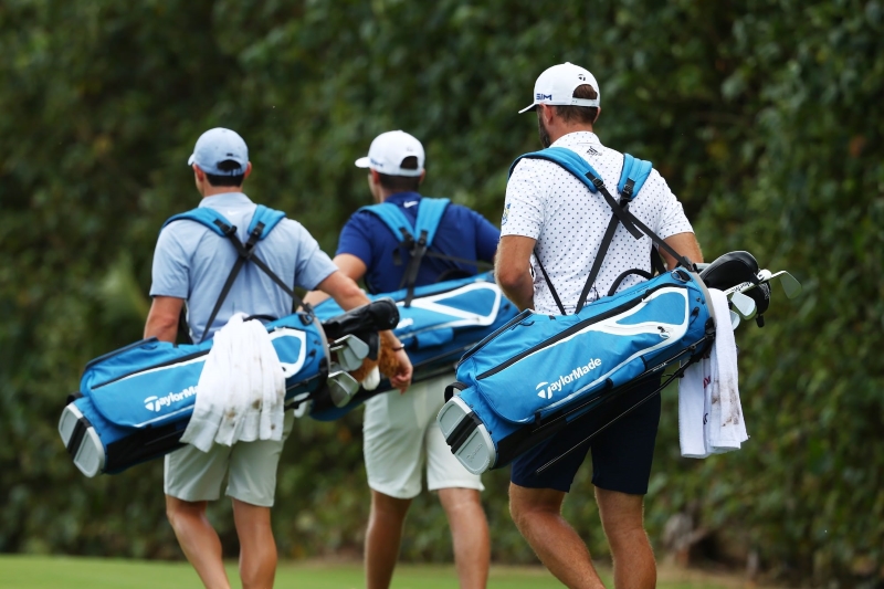 Carry Bag được các golfer thích đi bộ trên sân ưa chuộng