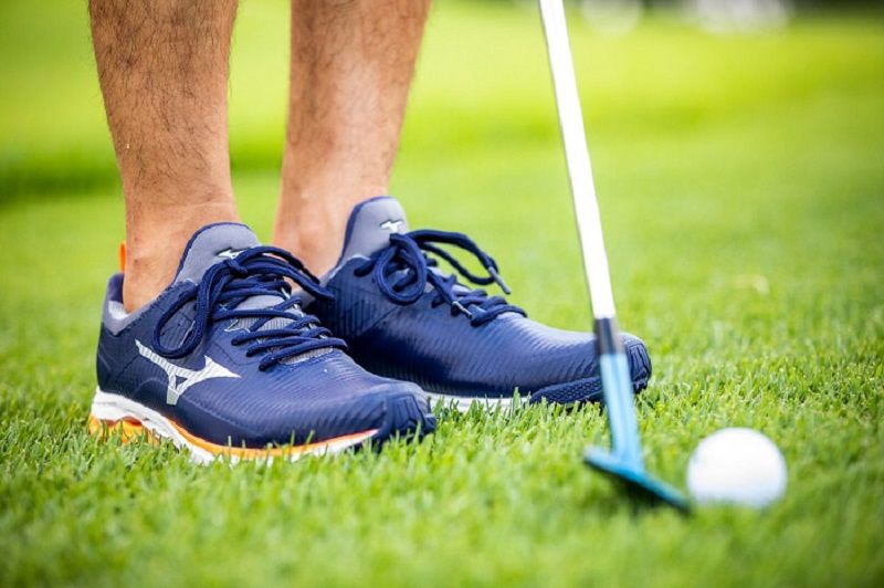 Giày Mizuno đến từ thương hiệu Nhật Bản