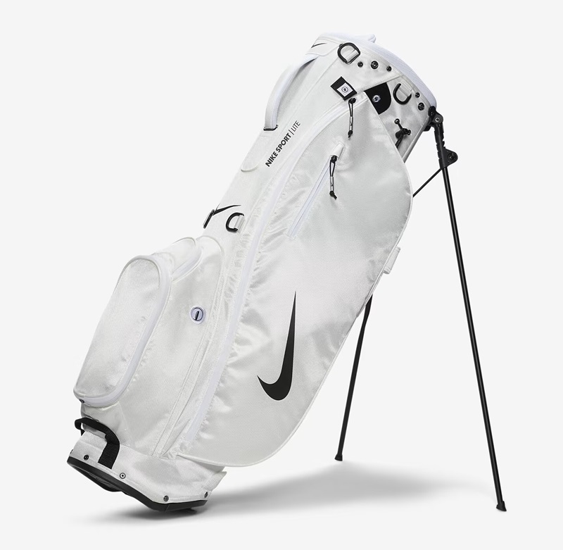 Nike Sport Lite tone trắng sang trọng, thanh lịch
